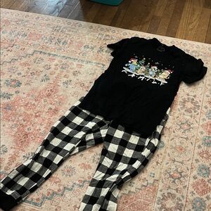 Old Navy Christmas pajama set